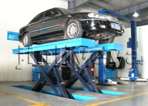 汽車用舉升機