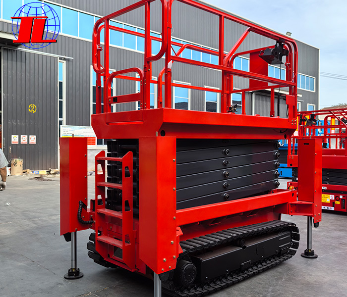 履帶自行式升降機(jī)